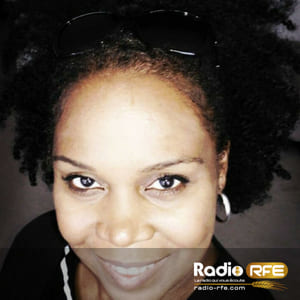 Joane St Hilaire - Biographie Joane St Hilaire, Découvrez la carrière et la vie de Joane St Hilaire, chanteuse québécoise, artiste chrétienne et chanteuse de gospel et pop... JOANE ST HILAIRE Pochette Album CD joane saint hilaire