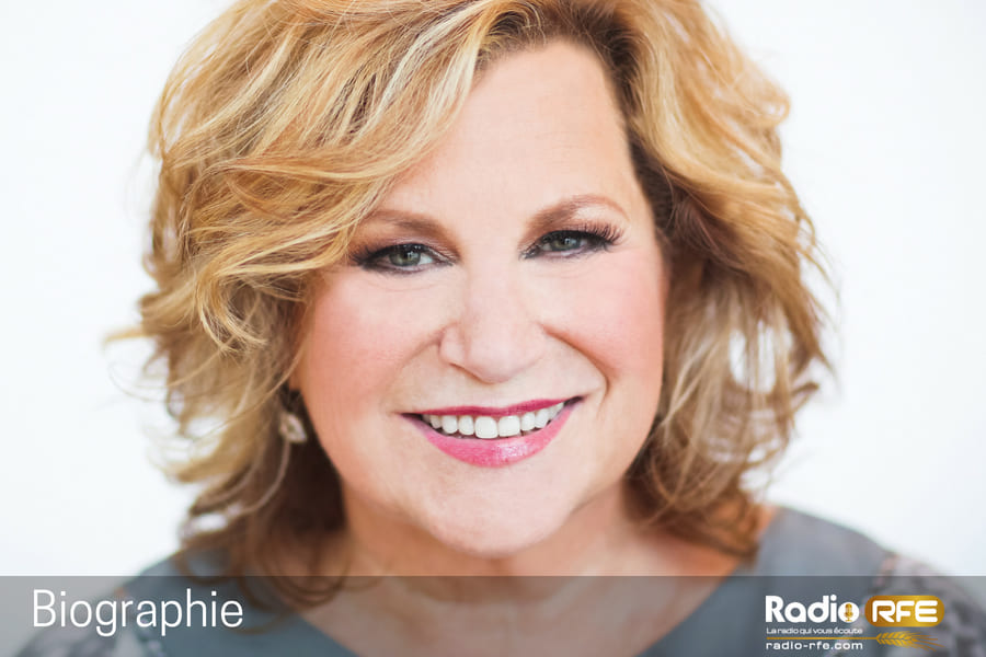 Sandi Patty Biographie - Sandi Patty - Biographie de Sandi Patty chanteuse américaine, artiste de Gospel