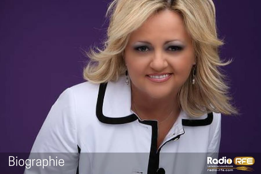 Vicki Yohe Biographie- Vicki Yohe - Vicki Yohe a été une dirigeante de louange, adoratrice